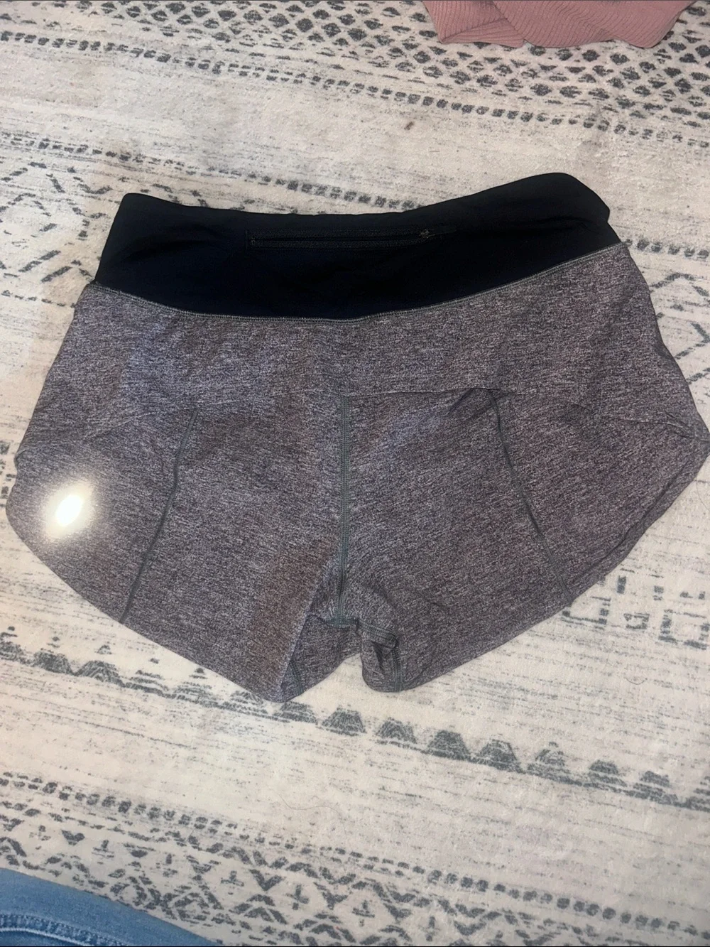Lululemon Speed Up Shorts - 2.5”